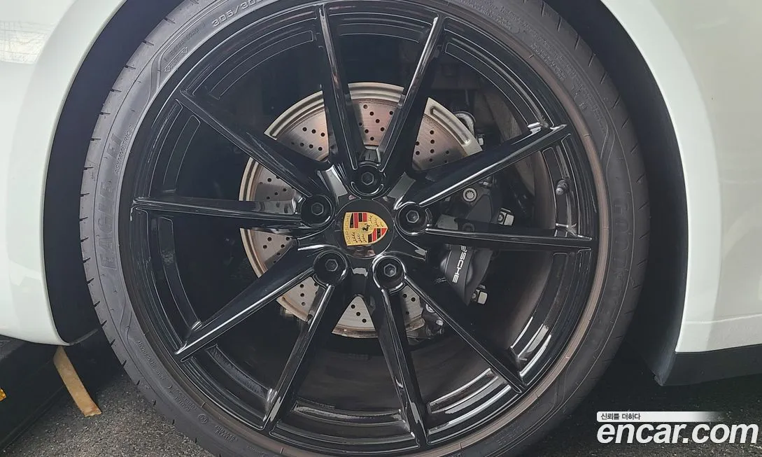 Porsche 911 2024 из KR, фото 6