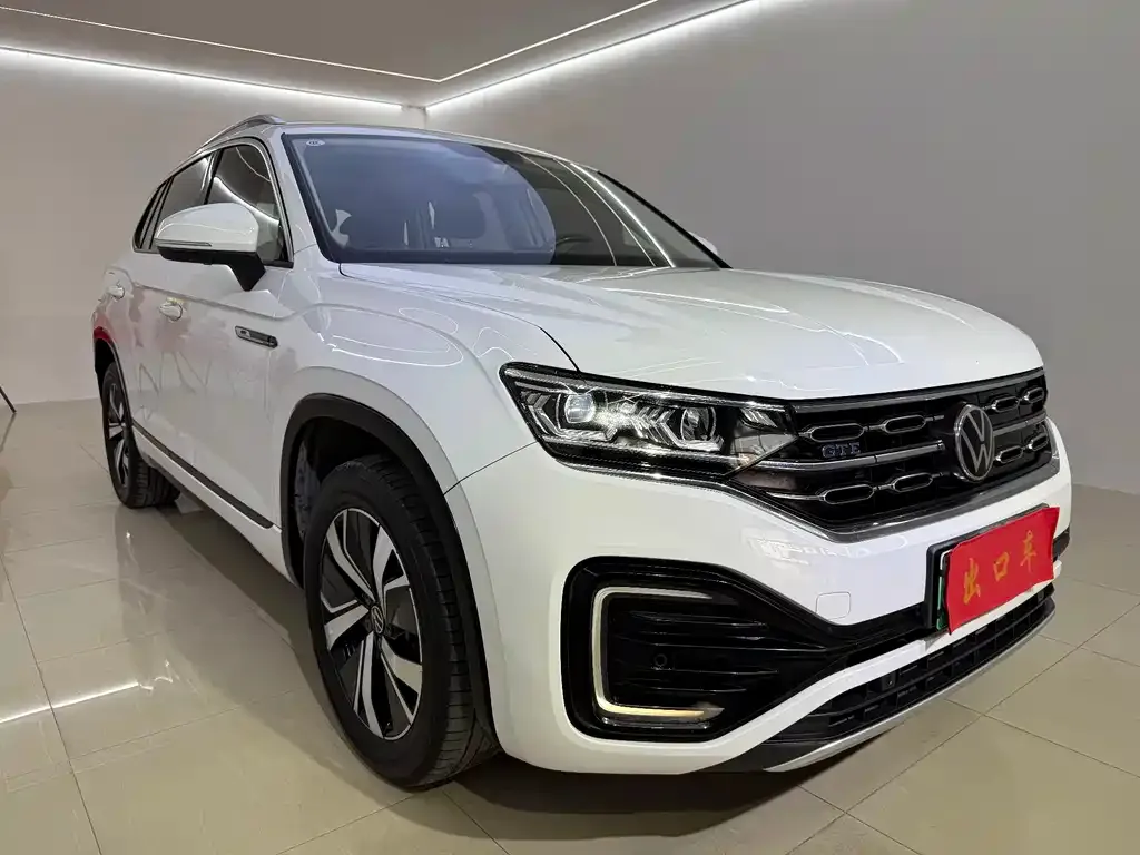Volkswagen GTE PHEV 2021 из CN, фото 1