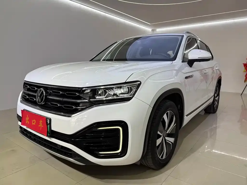 Volkswagen GTE PHEV 2021 из CN, фото 2