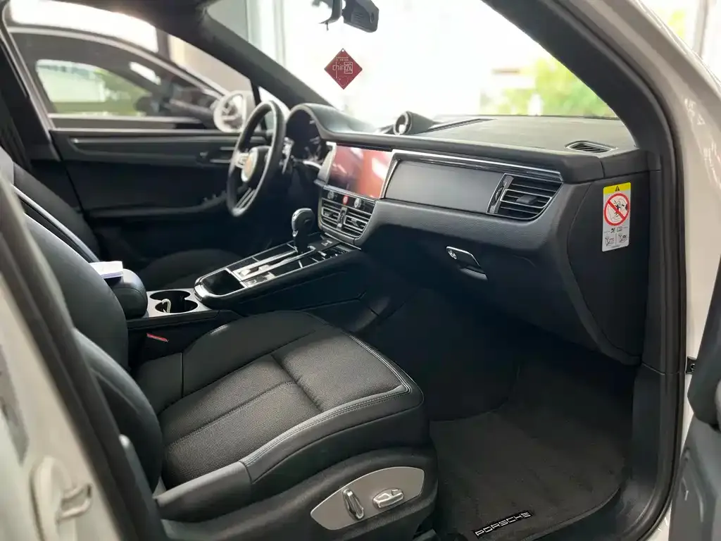 Porsche Macan 2022 из CN, фото 7