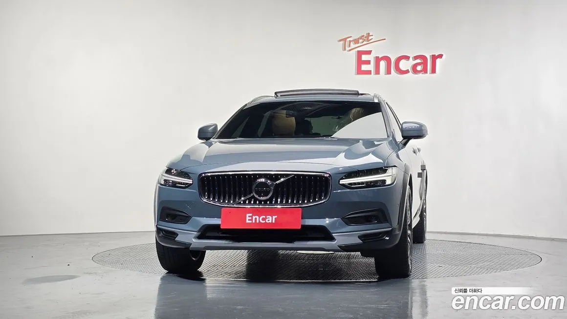 Volvo V90 2023 из KR, фото 3