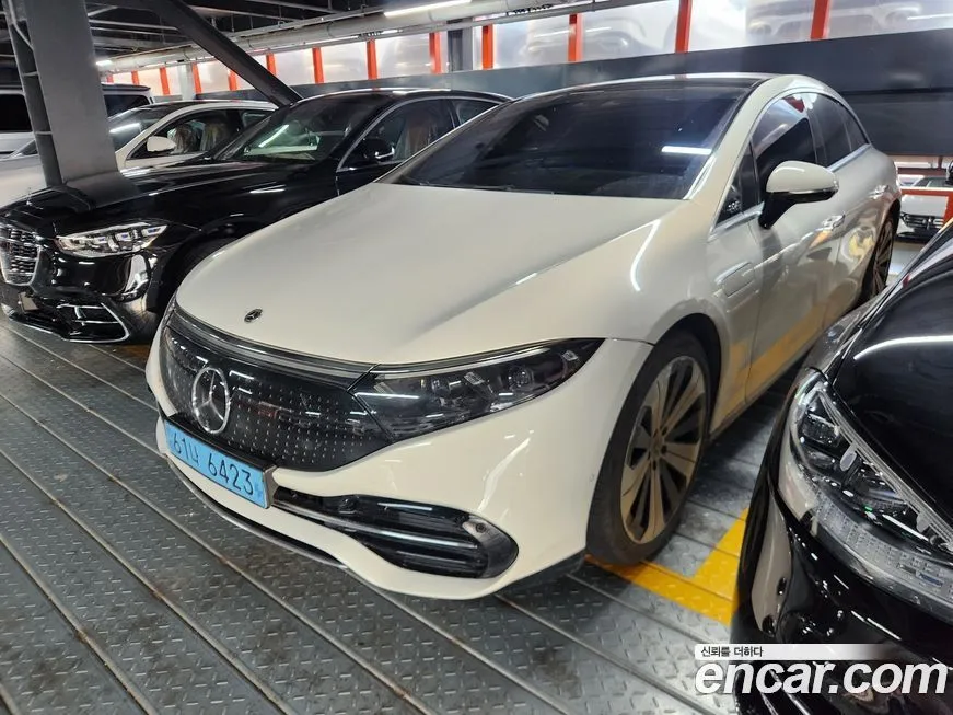 Mercedes-Benz EQS