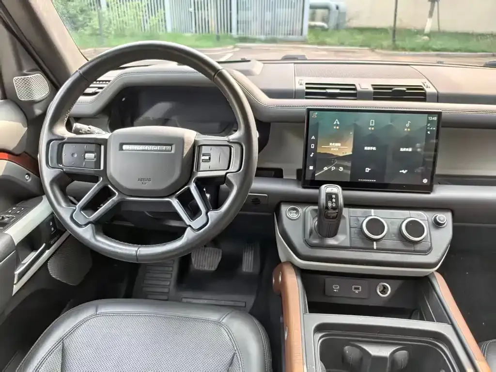 Land Rover Defender 2023 из CN, фото 9