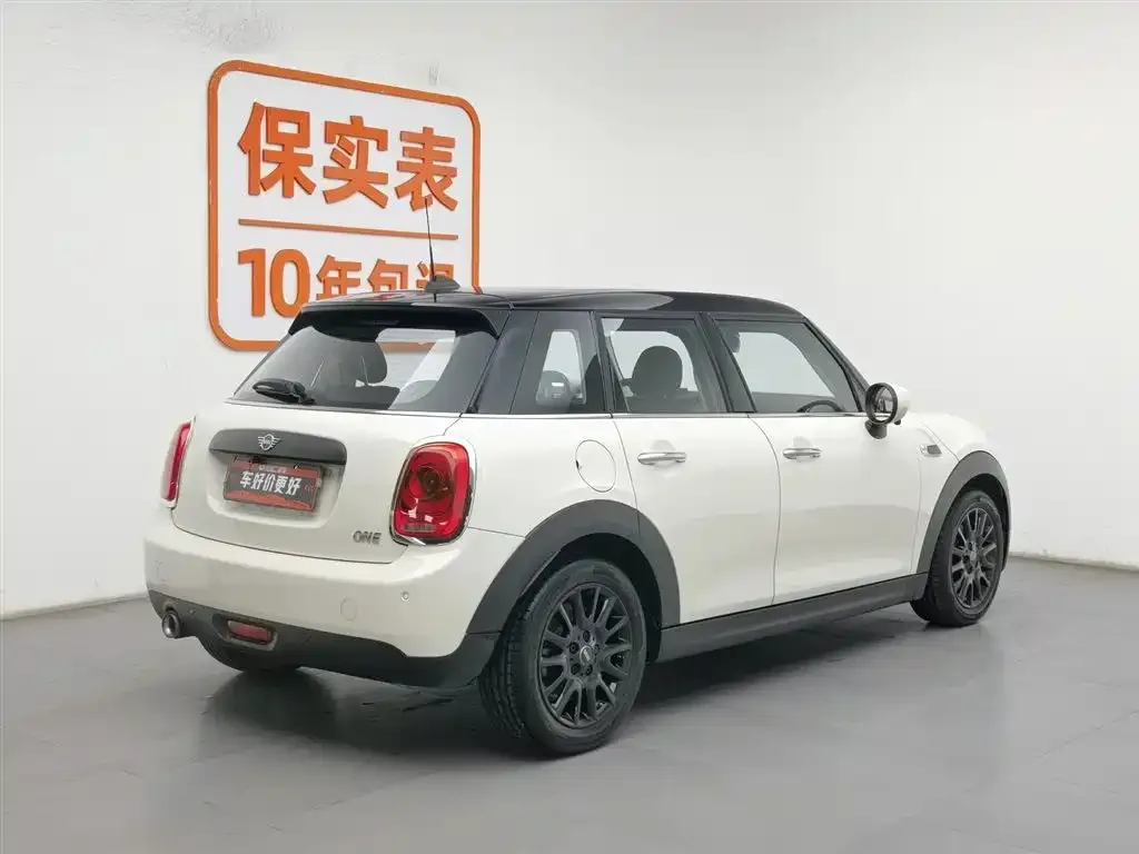 MINI Cooper (3-door) 2021 из CN, фото 2