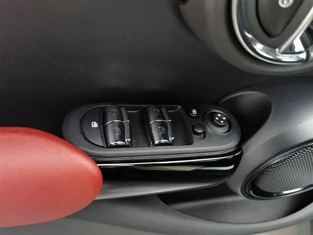 MINI Cooper (3-door) 2021 из CN, фото 9
