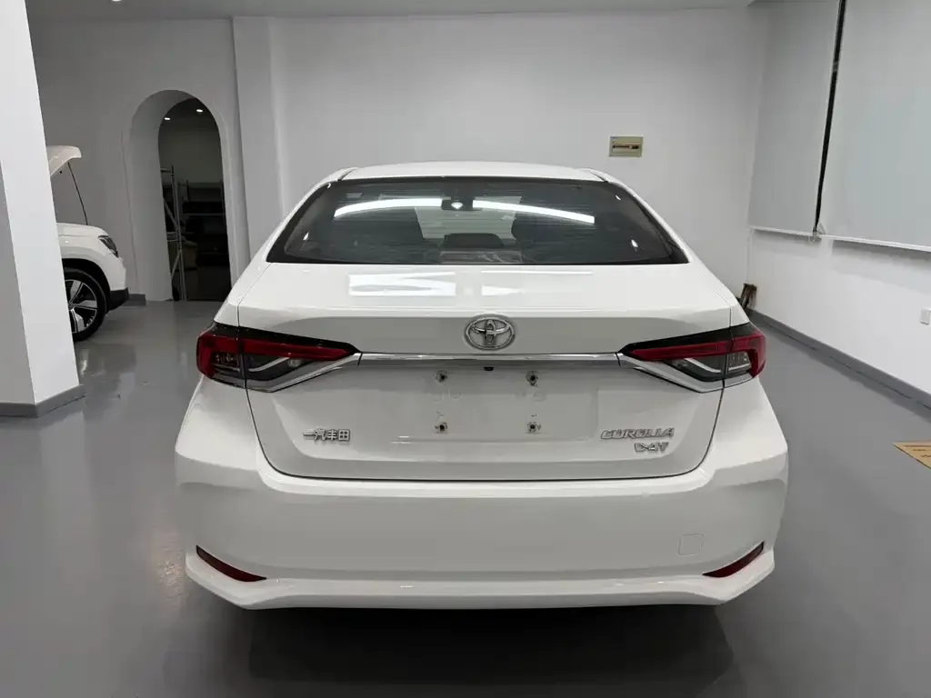 Toyota Corolla 2021 из CN, фото 5