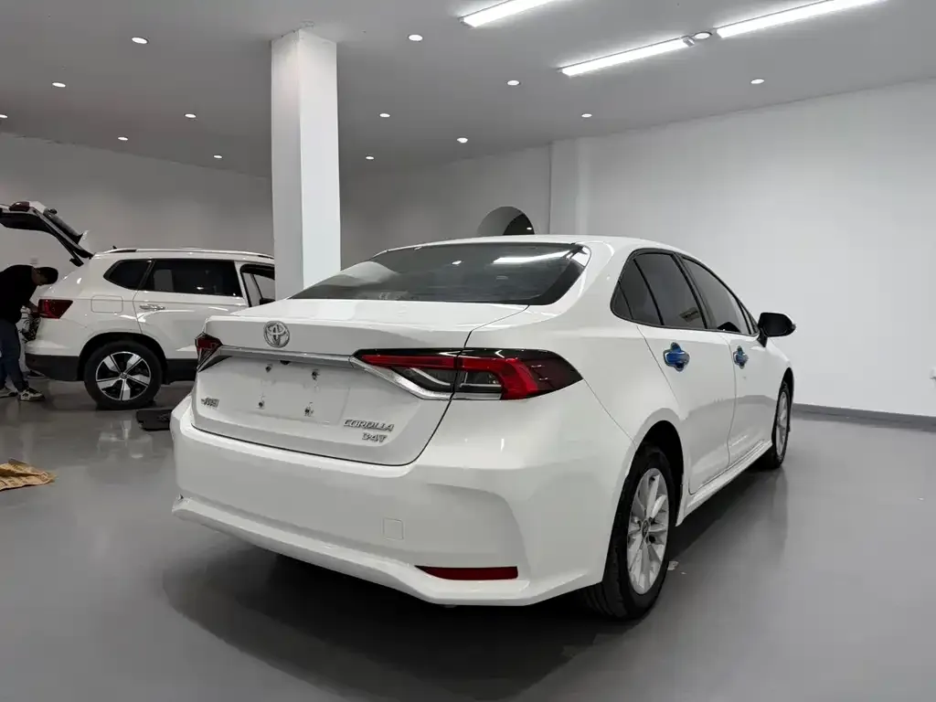 Toyota Corolla 2021 из CN, фото 6