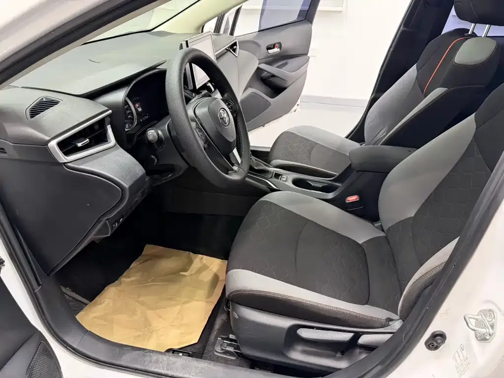 Toyota Corolla 2021 из CN, фото 8