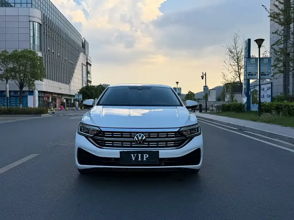 Volkswagen Sagitar 2023 из CN, фото 2
