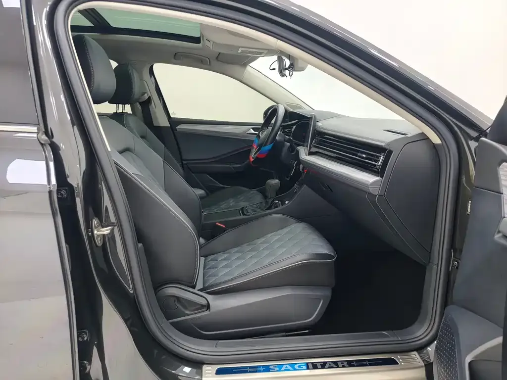 Volkswagen Sagitar 2022 из CN, фото 10