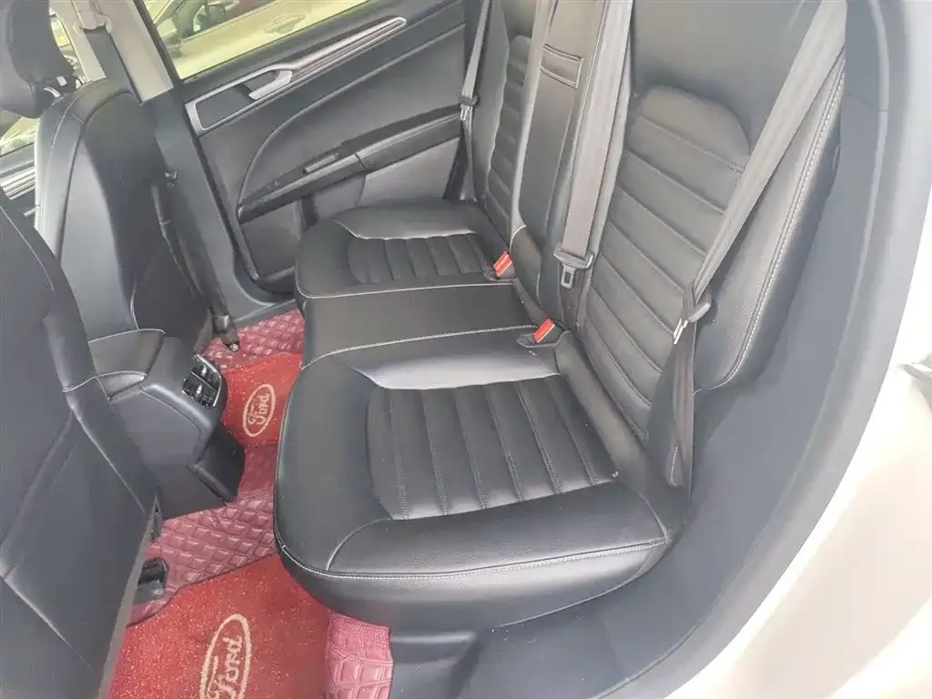 Ford Mondeo 2021 из CN, фото 10