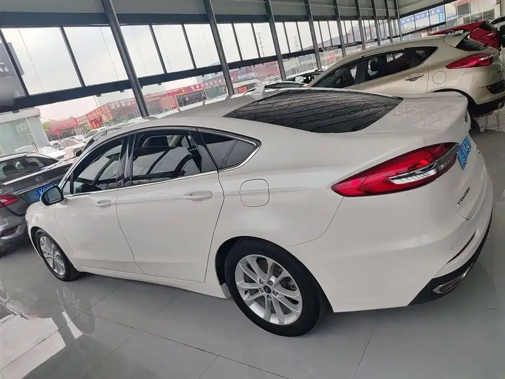 Ford Mondeo 2021 из CN, фото 9