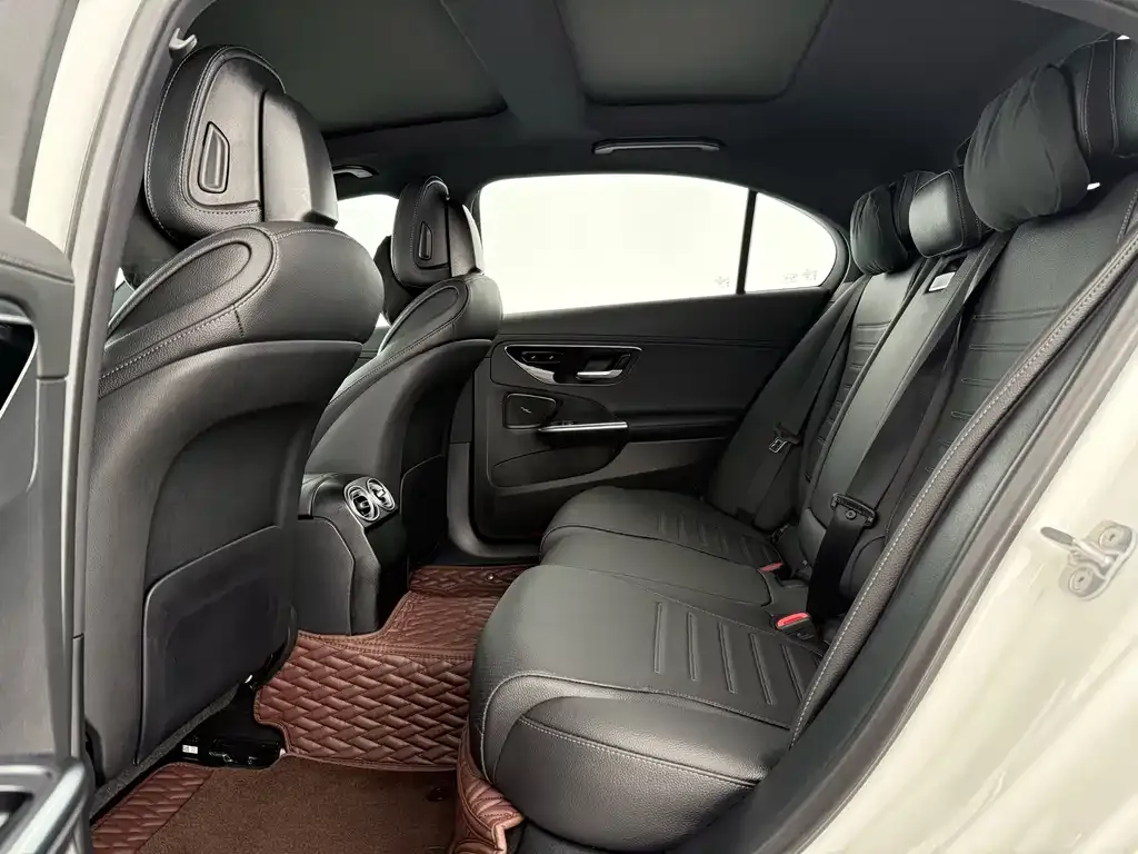 Mercedes-Benz C-Class 2024 из CN, фото 10
