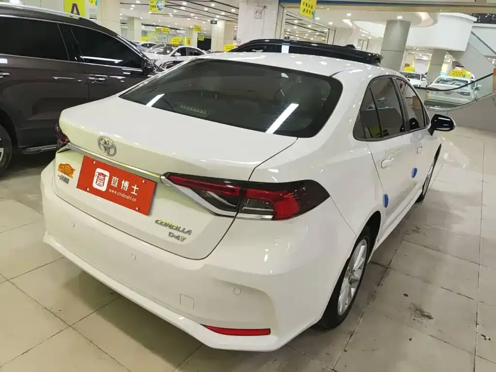 Toyota Corolla 2022 из CN, фото 2