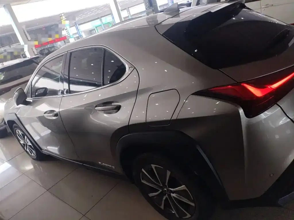 Lexus UX New Energy 2022 из CN, фото 5