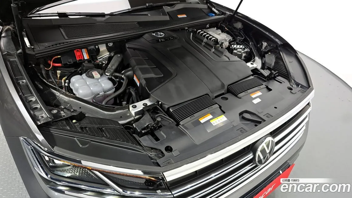Volkswagen Touareg 2023 из KR, фото 6