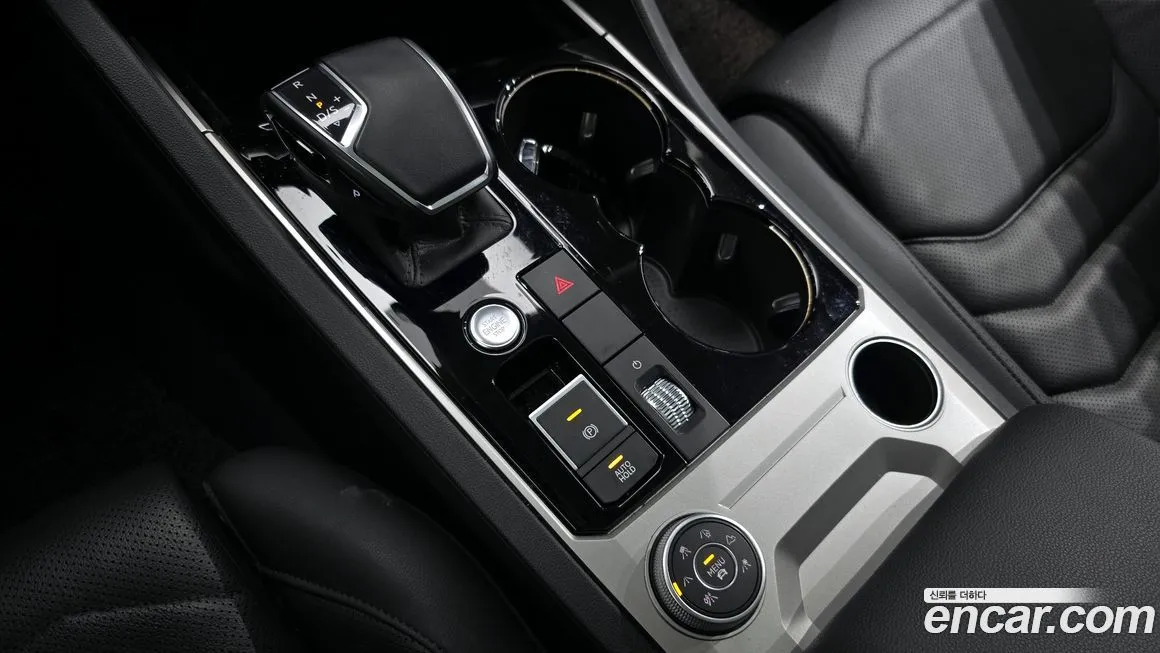 Volkswagen Touareg 2023 из KR, фото 9