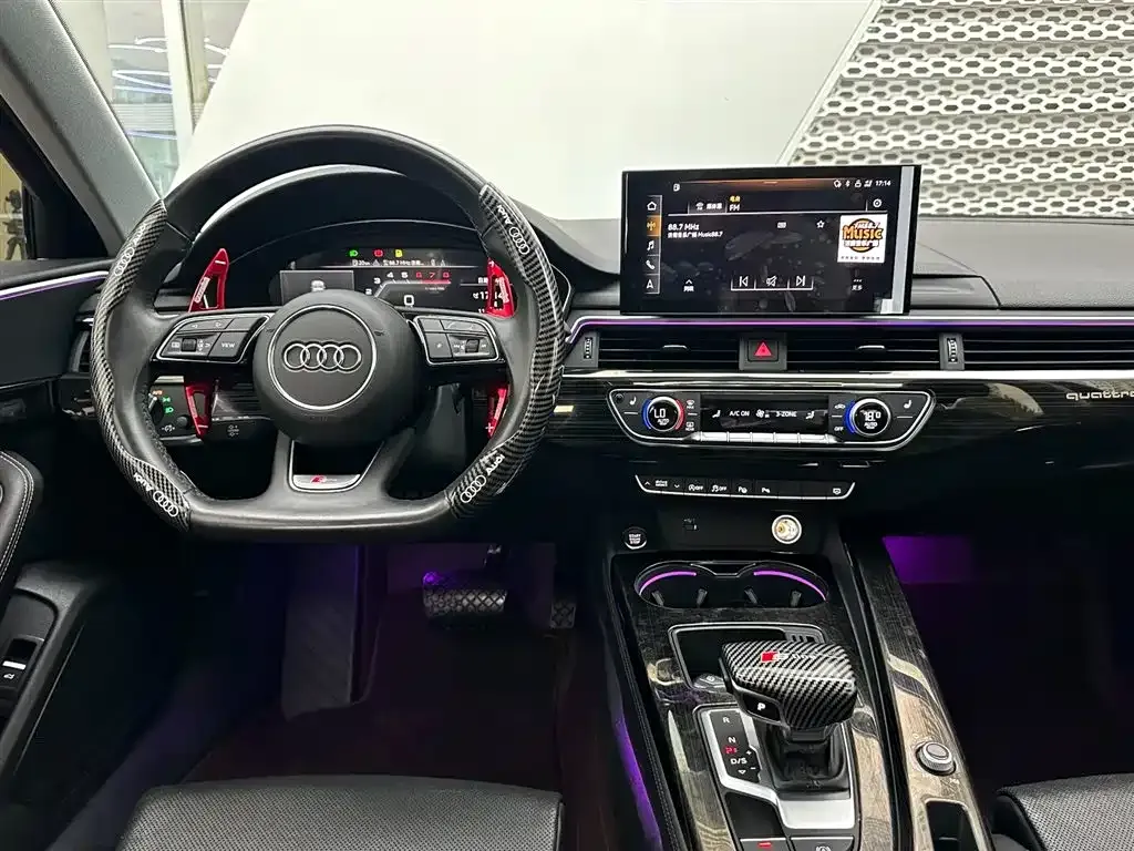 Audi A4L 2022 из CN, фото 6