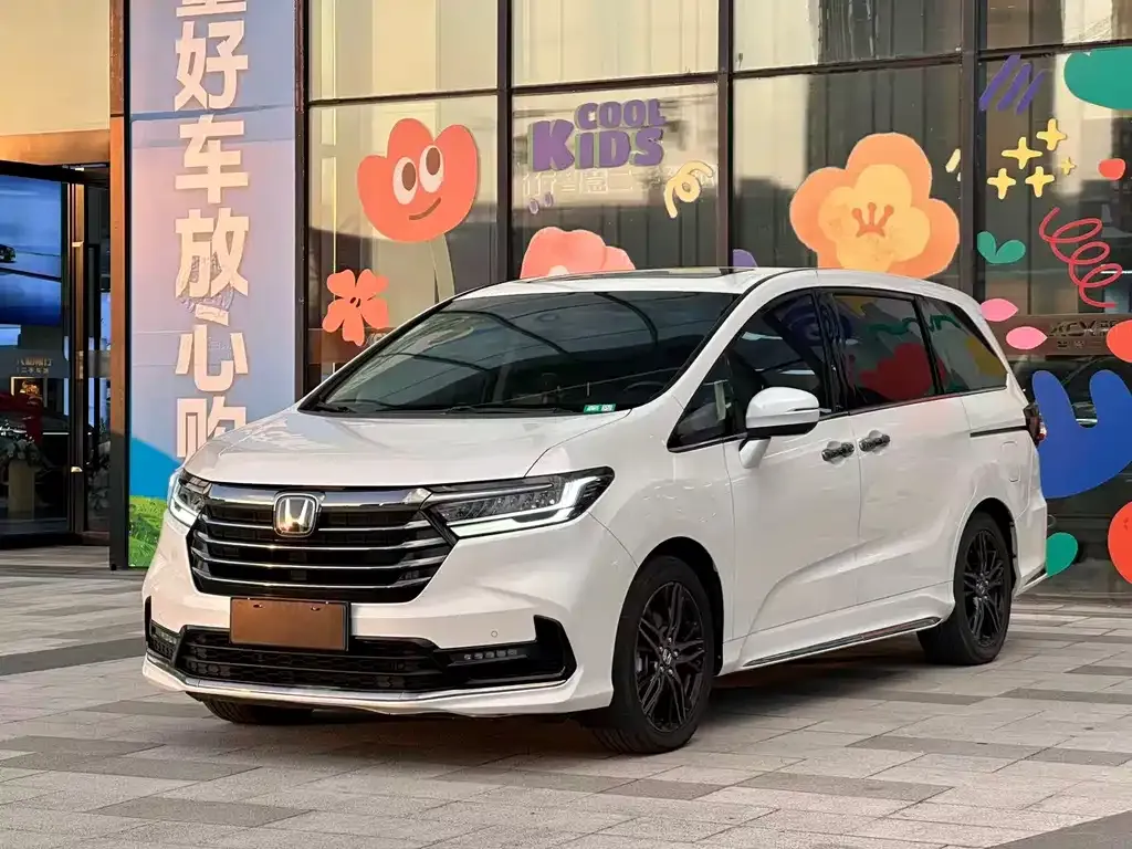 Honda Odyssey — фото 1
