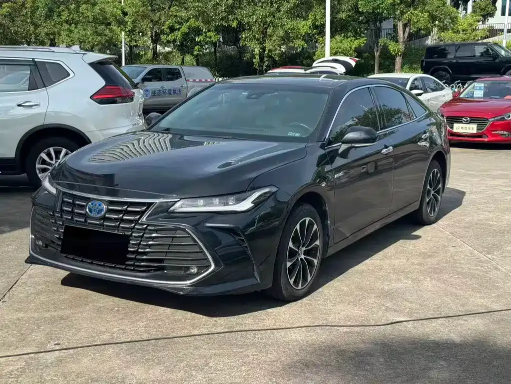 Toyota Avalon 2023 из CN, фото 1