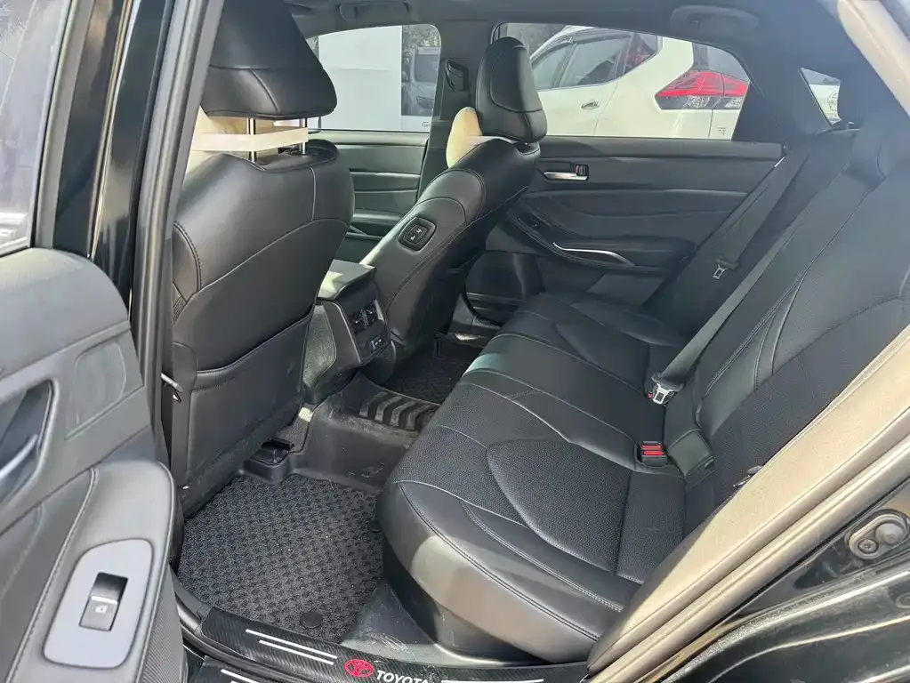 Toyota Avalon 2023 из CN, фото 3