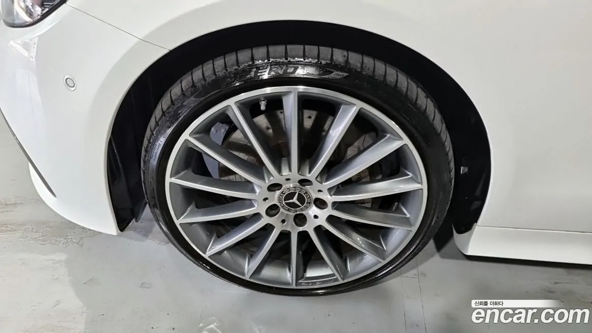 Mercedes-Benz E-Class 2021 из KR, фото 5