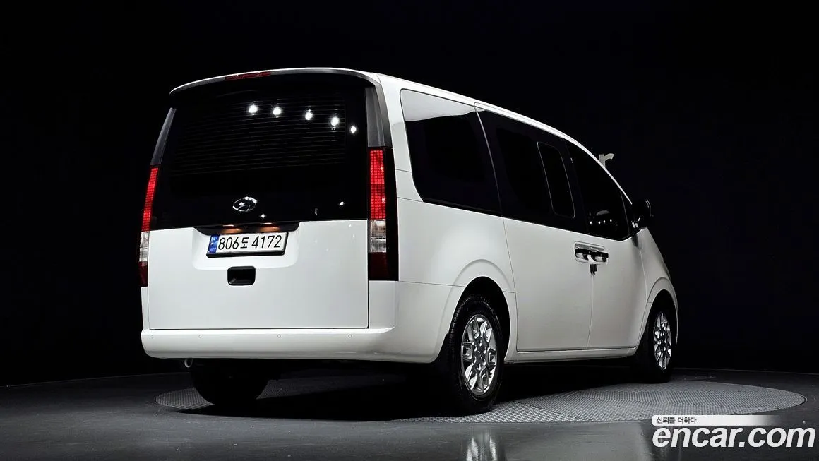 Hyundai Staria — фото 2