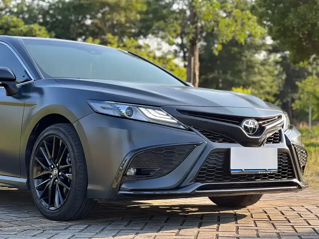 Toyota Camry 2023 из CN, фото 4