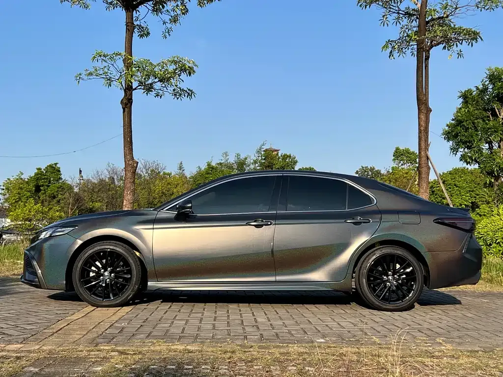 Toyota Camry 2023 из CN, фото 6