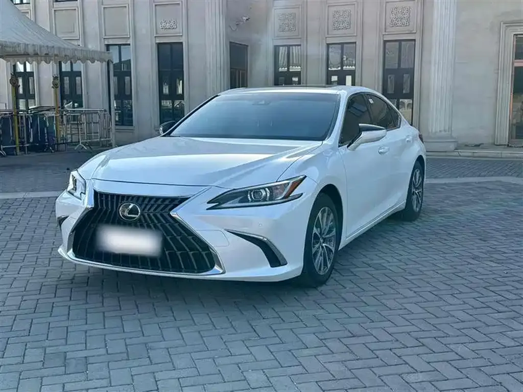 Lexus ES 2024 из CN, фото 2