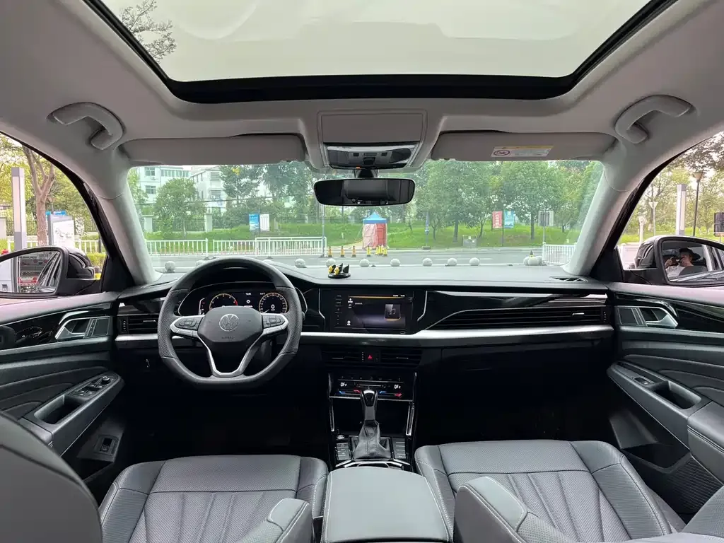 Volkswagen Passat 2024 из CN, фото 9