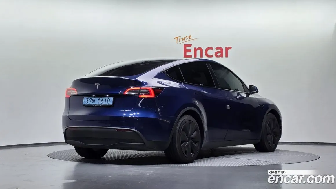 Tesla Model Y 2021 из KR, фото 2