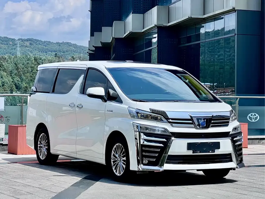 Toyota Vellfire 2023 из CN, фото 3