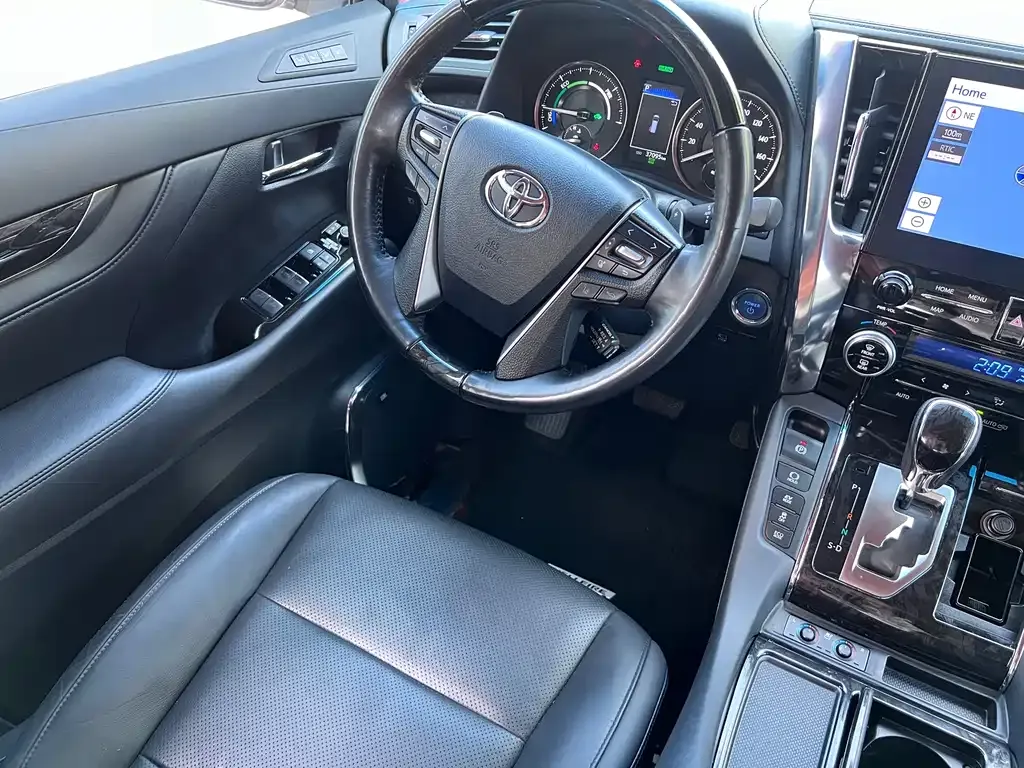 Toyota Vellfire 2023 из CN, фото 5