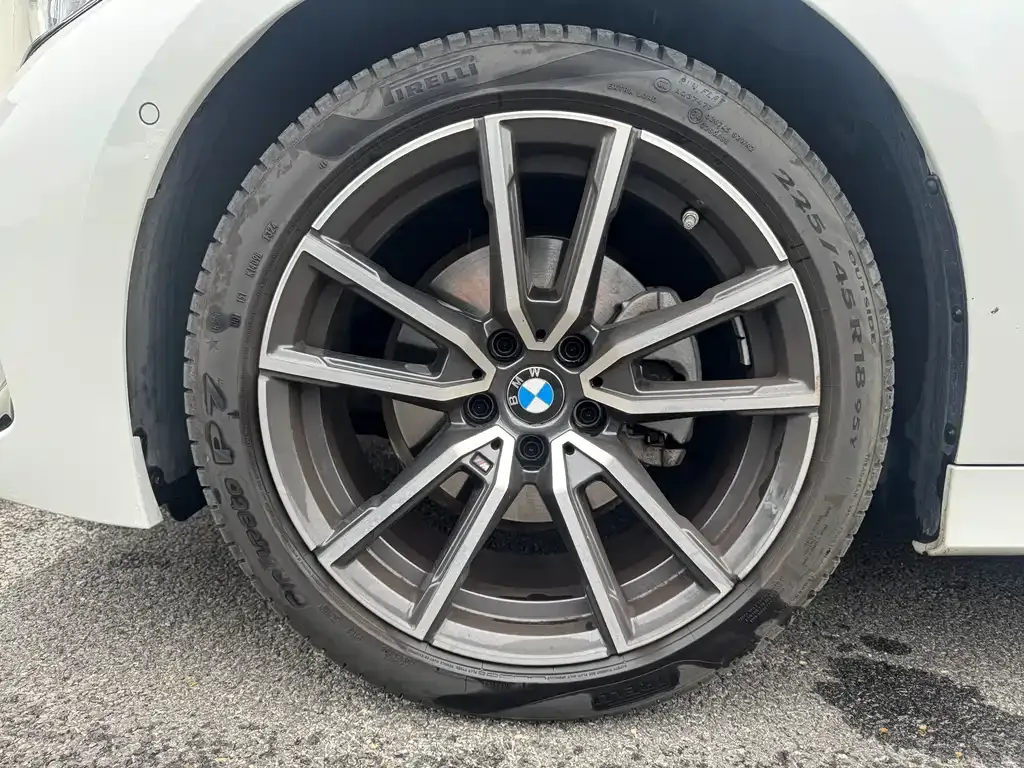 BMW 3 Series 2024 из CN, фото 5