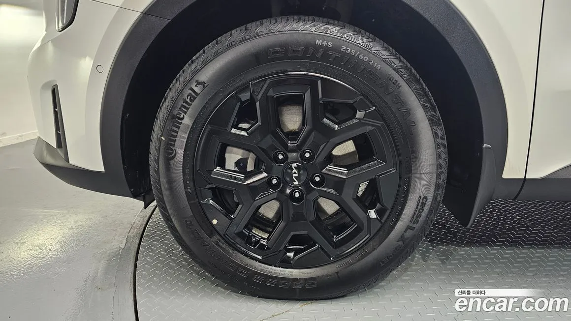 Kia Sorento — фото 5