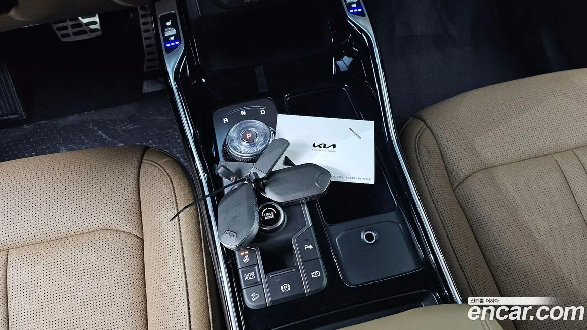 Kia Sorento — фото 9