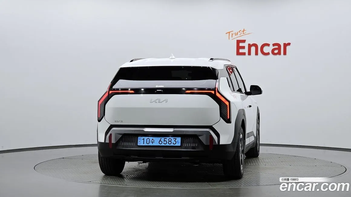 [object Object] EV3 2025 из KR, фото 4