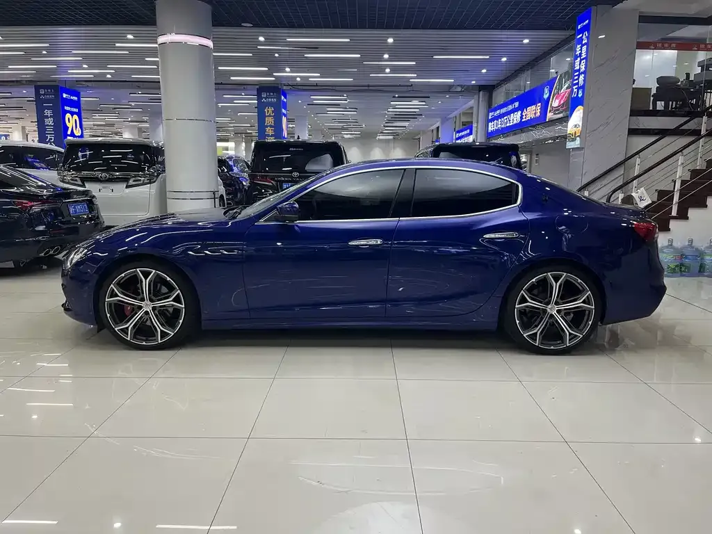 Maserati Ghibli — фото 3