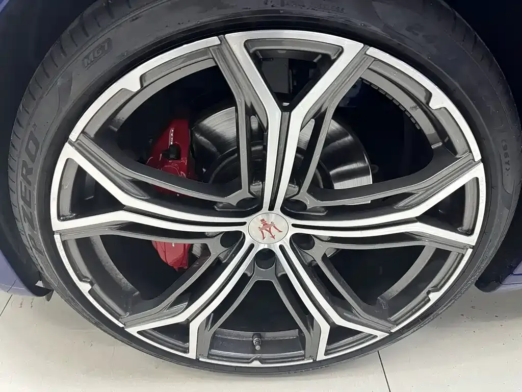 Maserati Ghibli — фото 4