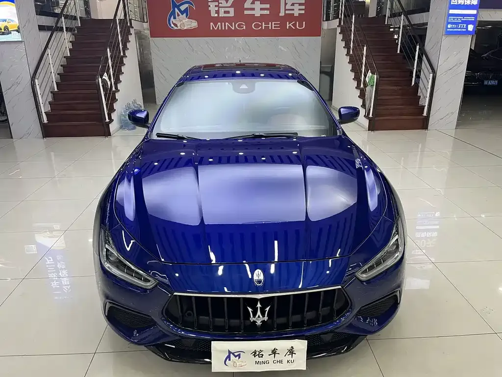 Maserati Ghibli — фото 9