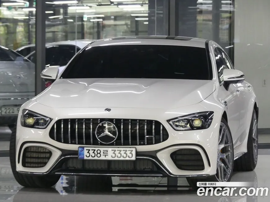 Mercedes-Benz AMG GT — фото 1