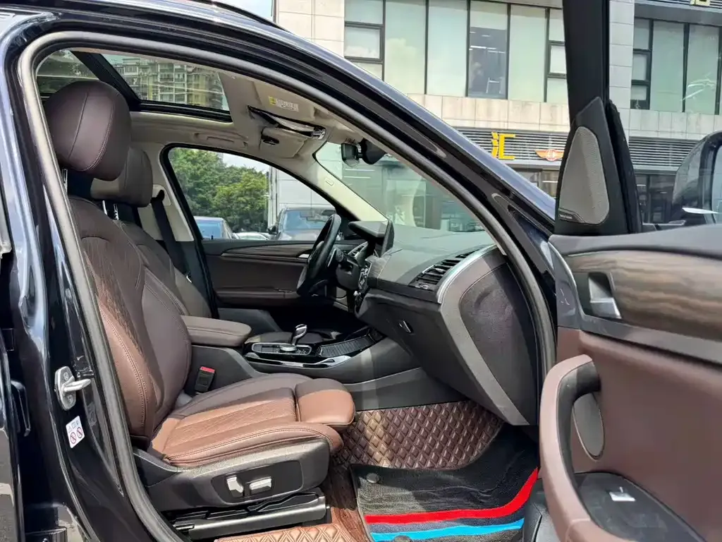 BMW X3 2022 из CN, фото 3