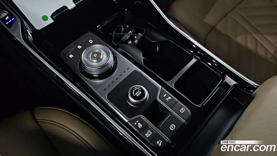Kia Sorento — фото 9