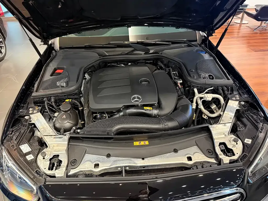 Mercedes-Benz E-Class 2022 из CN, фото 4