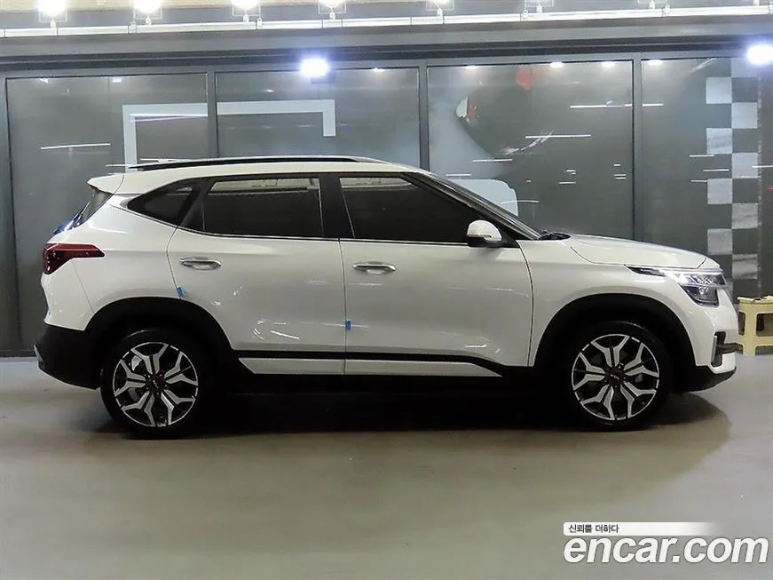 Kia Seltos 2023 из KR, фото 5