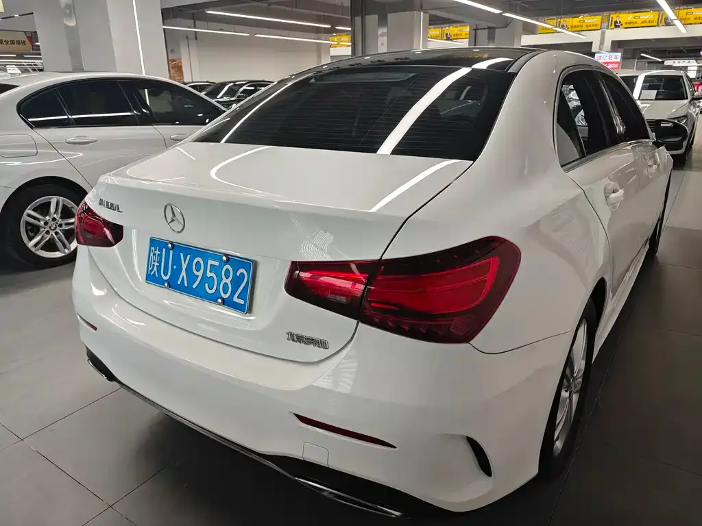 Mercedes-Benz A-Class 2023 из CN, фото 9