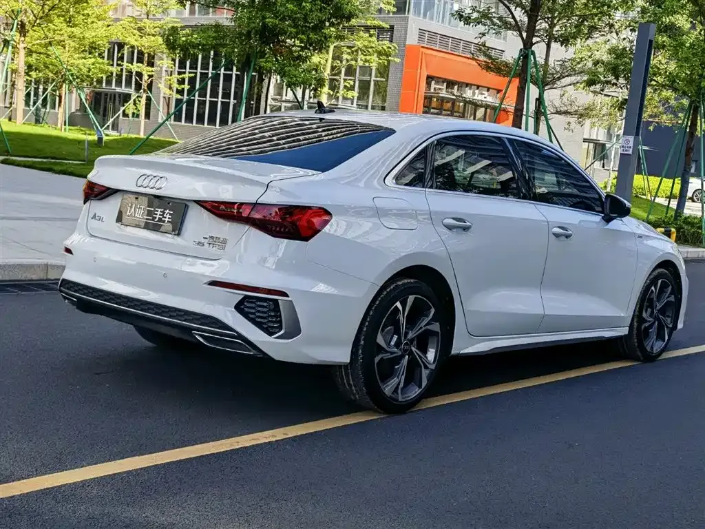 Audi A3 2024 из CN, фото 7
