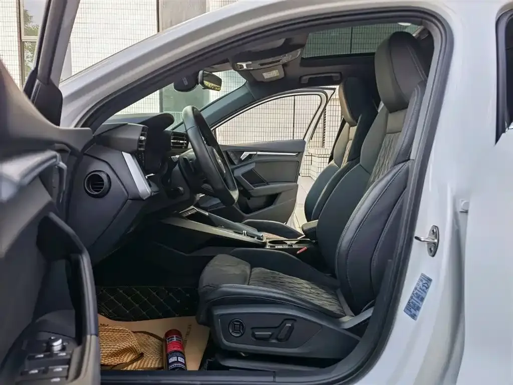 Audi A3 2024 из CN, фото 9