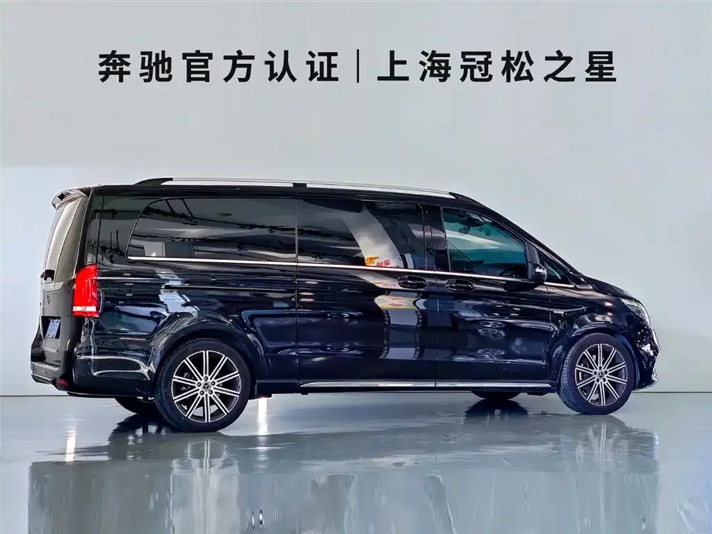 Mercedes-Benz V-Class 2024 из CN, фото 3
